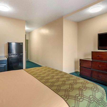 Econo Lodge Inn & Suites Granite City Extérieur photo