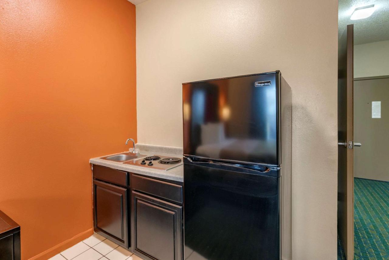 Econo Lodge Inn & Suites Granite City Extérieur photo