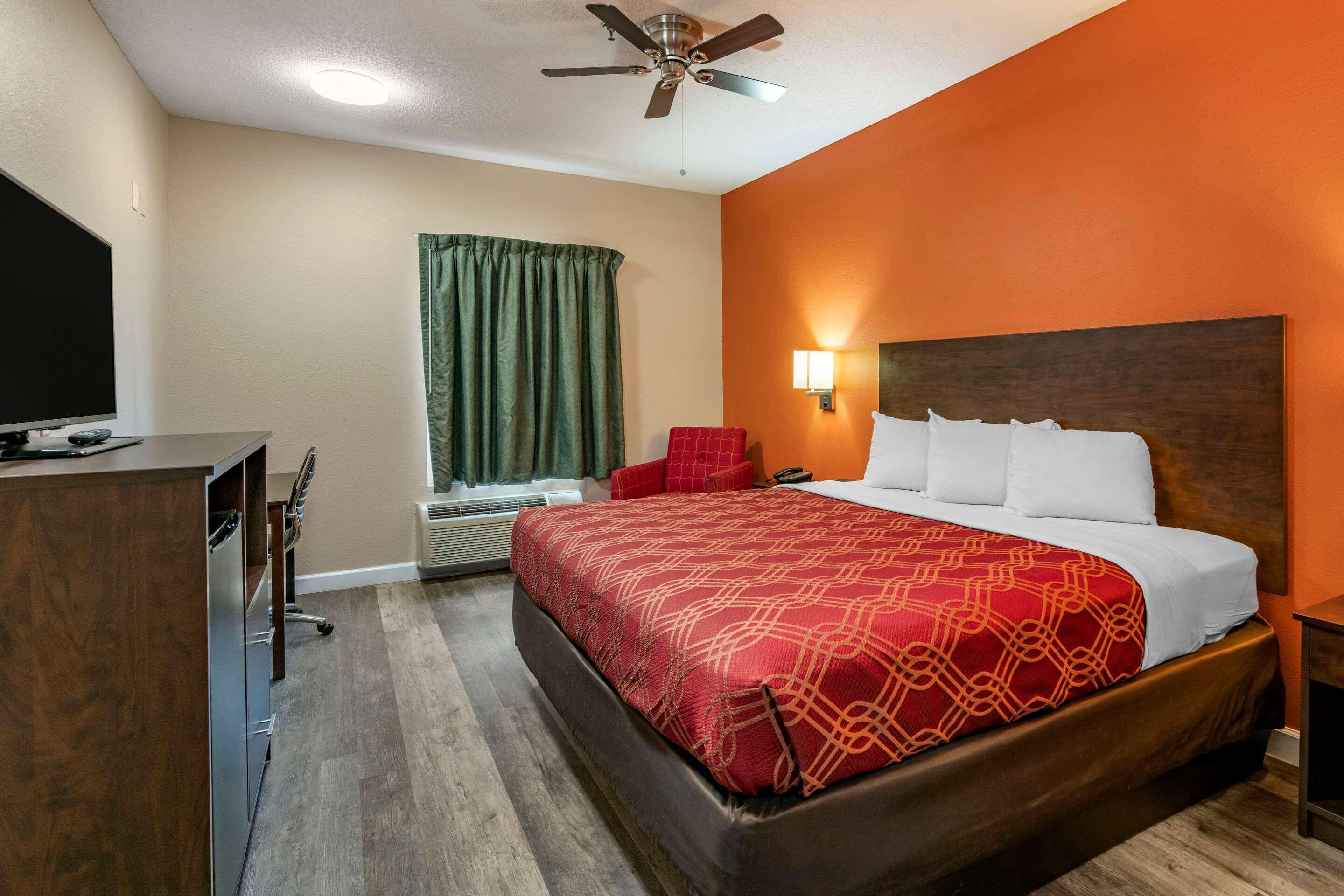Econo Lodge Inn & Suites Granite City Extérieur photo