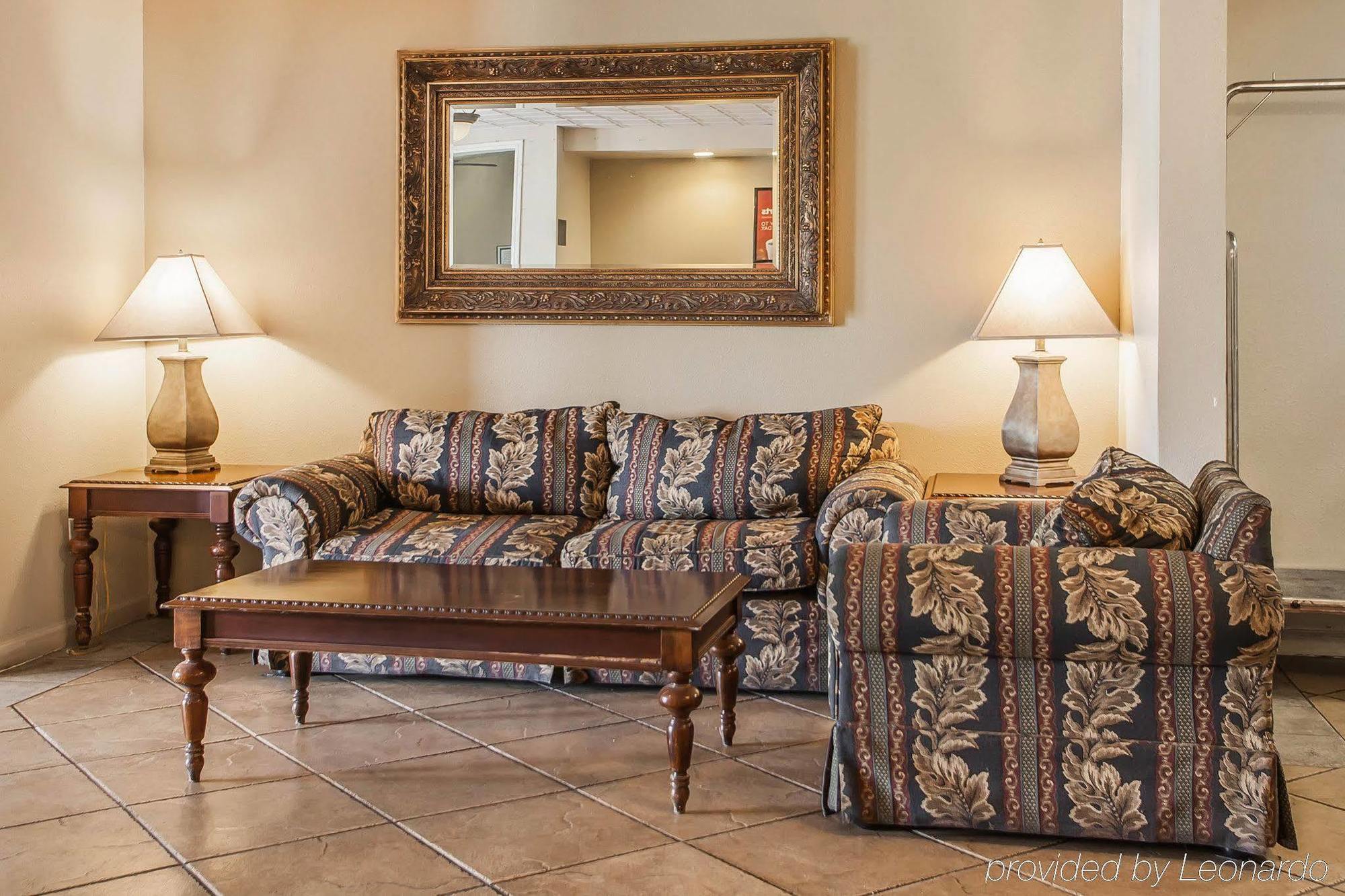 Econo Lodge Inn & Suites Granite City Extérieur photo