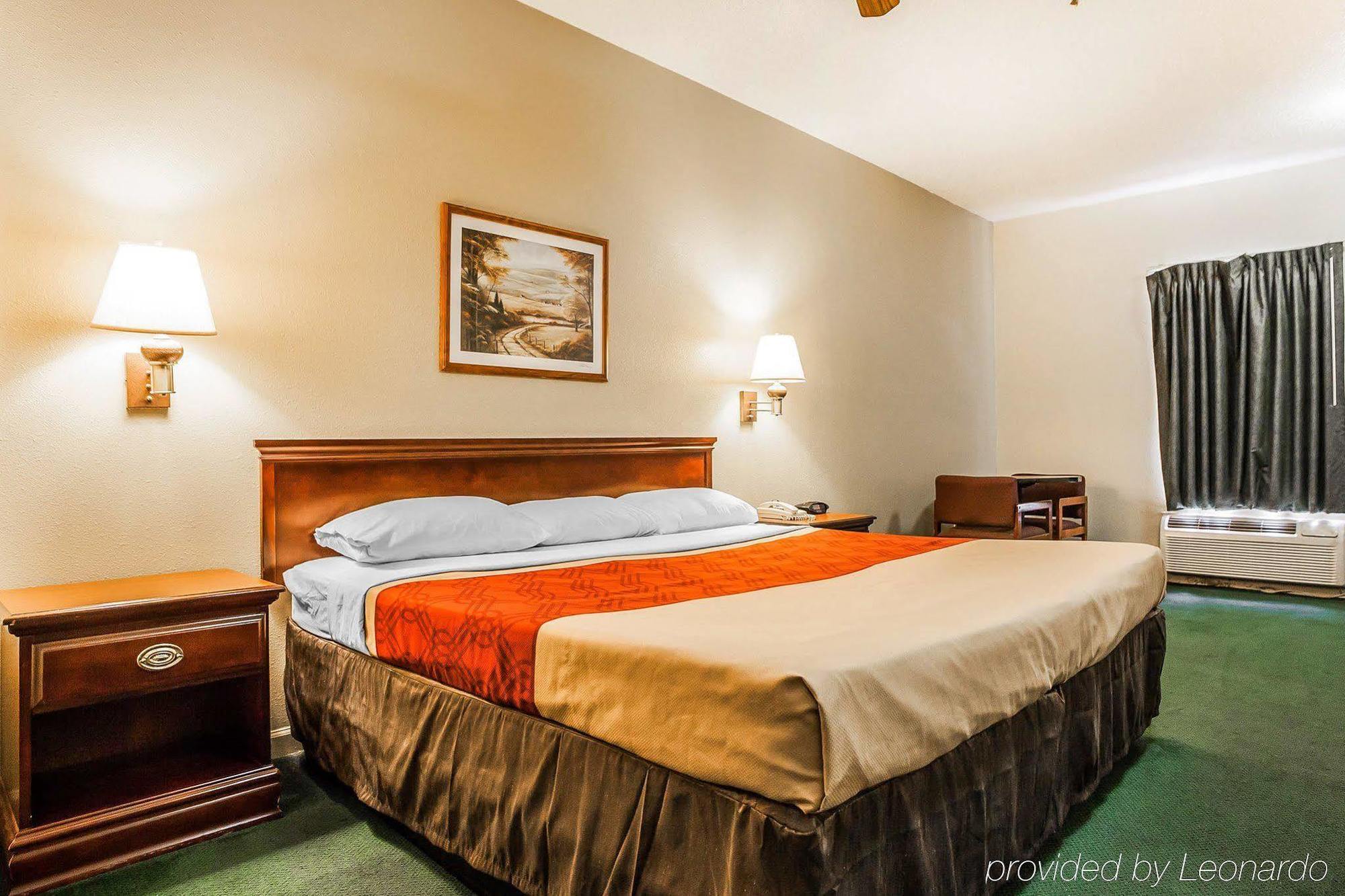 Econo Lodge Inn & Suites Granite City Extérieur photo