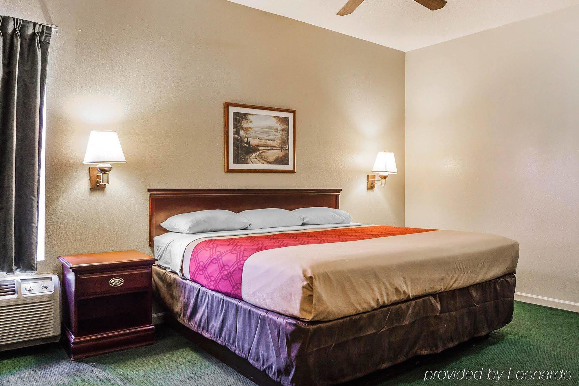 Econo Lodge Inn & Suites Granite City Extérieur photo