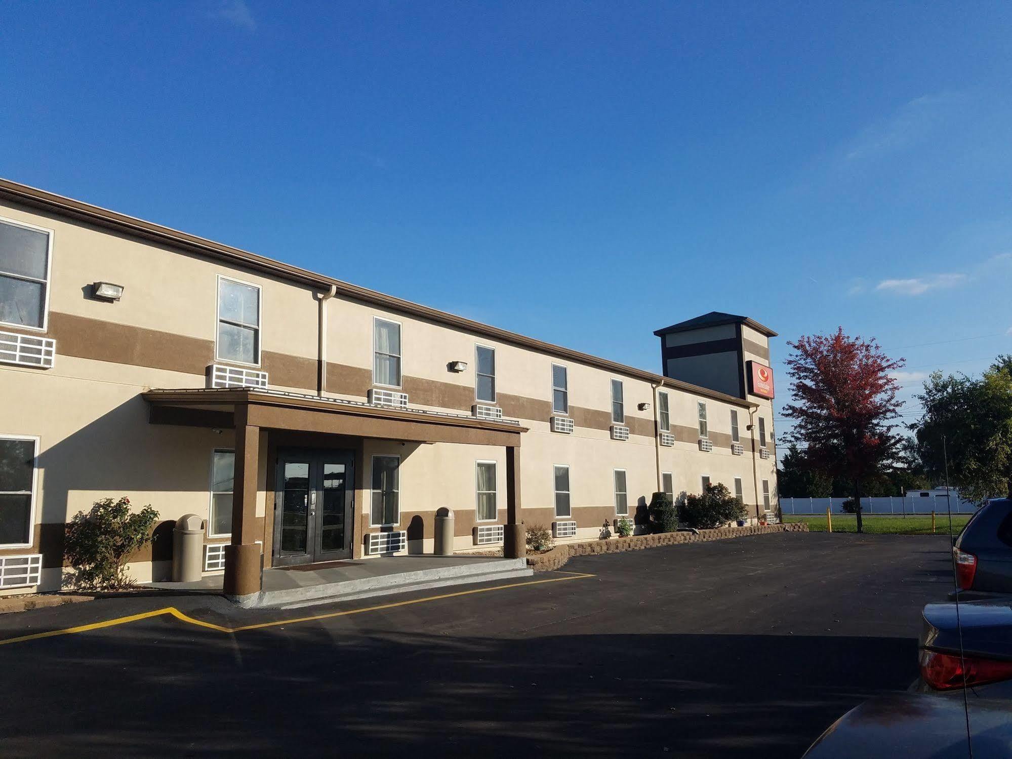 Econo Lodge Inn & Suites Granite City Extérieur photo